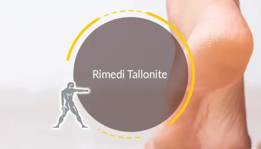 Un piede con tallonite, pronto a ricevere rimedi per camminare senza dolore.
