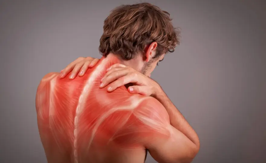 Sindrome miofasciale cervicale, sintomi e segnali d’allarme