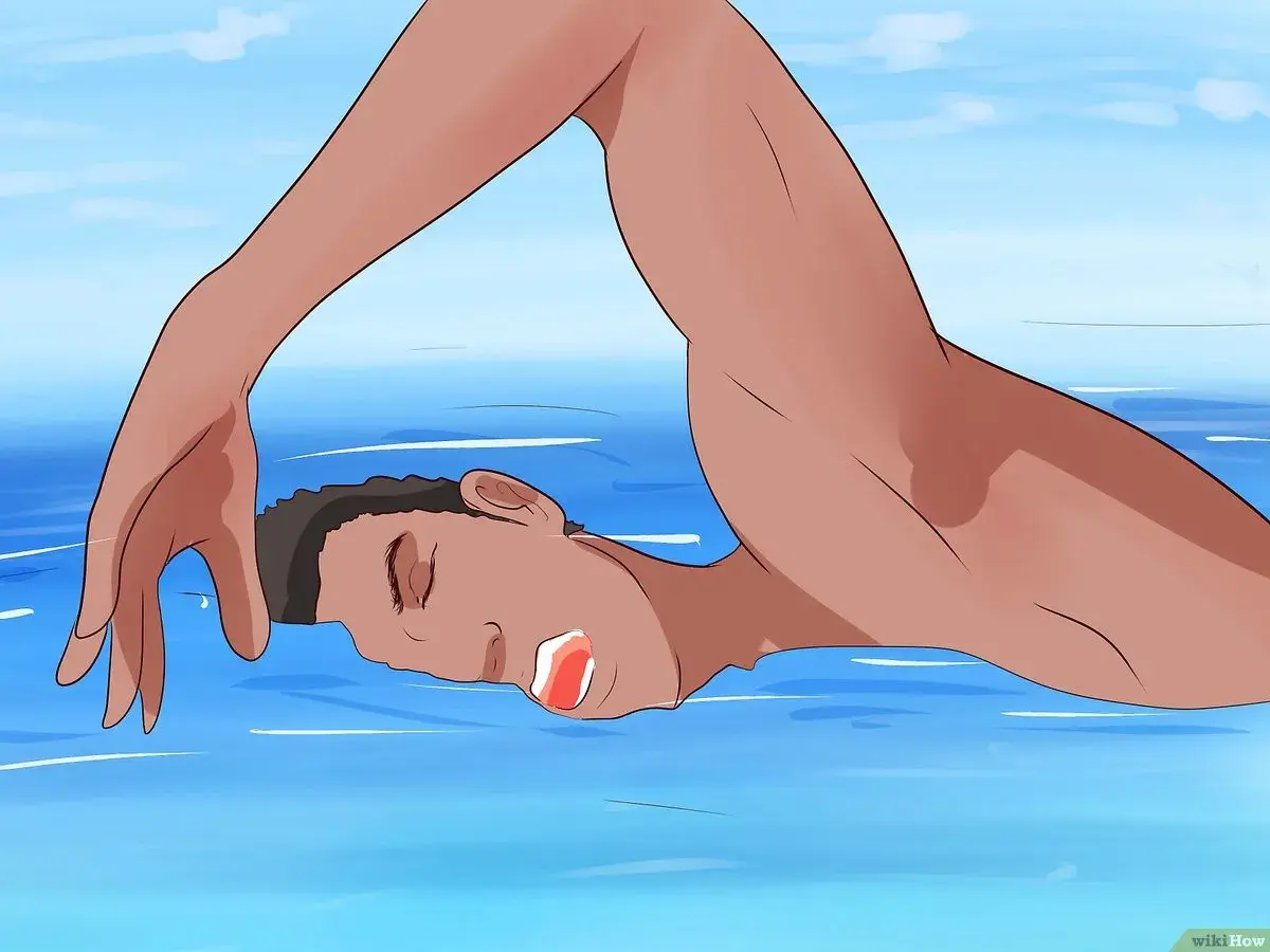 Persona che esegue esercizi in acqua per la schiena, con il viso immerso e un braccio teso.